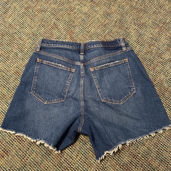 Abercrombie and Fitch “The Dad Short” High Rise Curve Love Women’s jean short 29 - Picture 4 of 6